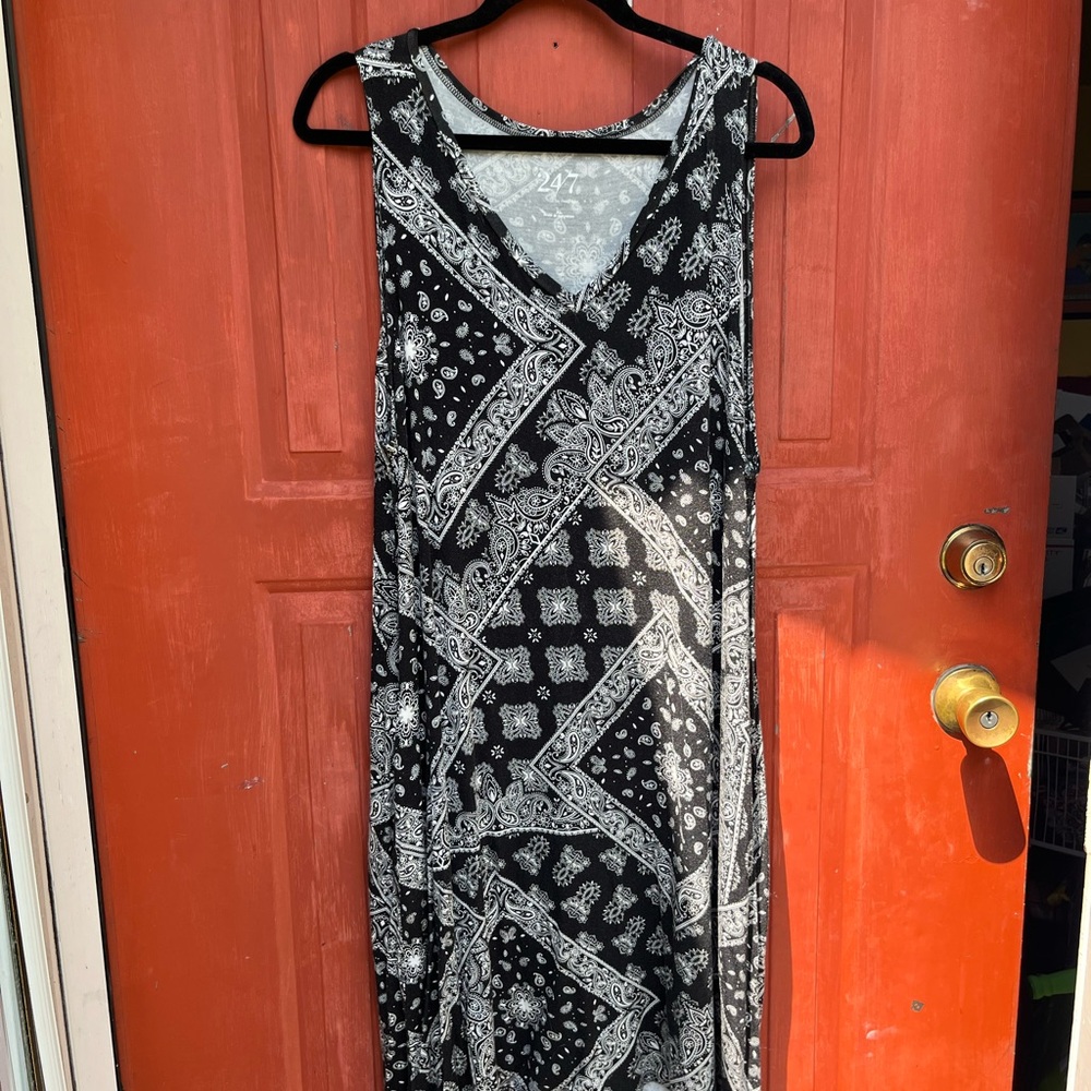 Maurices Black and White Paisley Sleeveless Maxi Sundress
